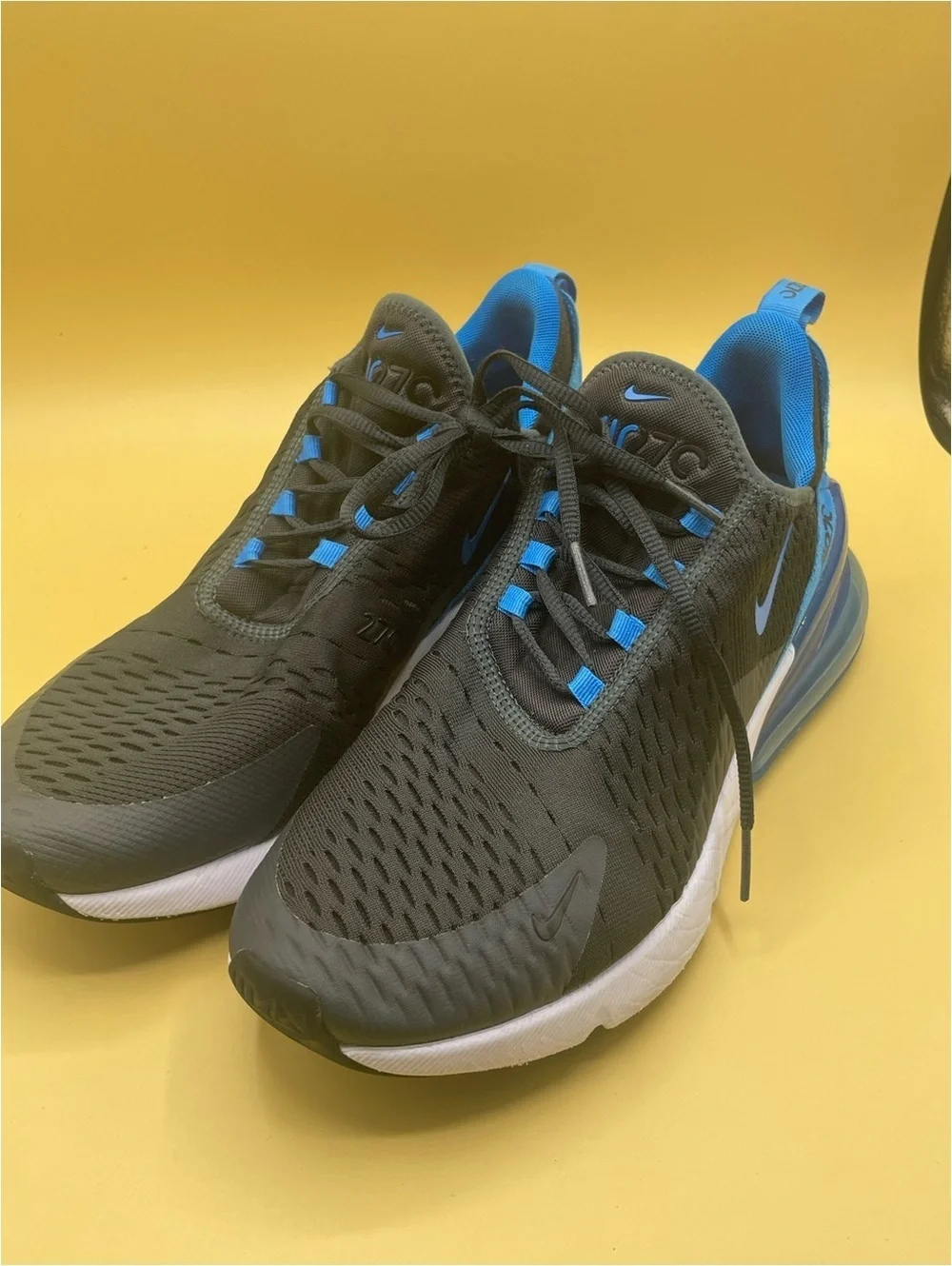 Nike Air Max 270 'Anthracite Photo Blue'